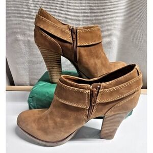 SOFFT Willa leather bootie woman Sz 7.5 beige heels buckle zipper heel‎ 3.5"